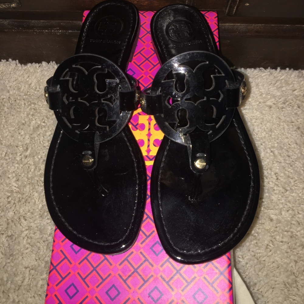 tory burch miller sandals,size 9! worn maybe twice